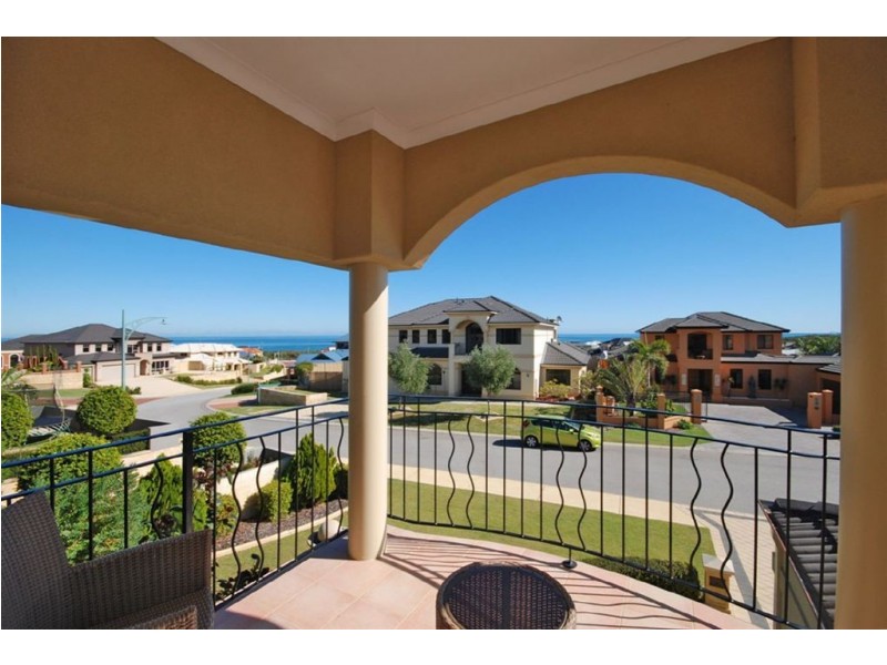 28 St James Approach, Iluka WA 6028