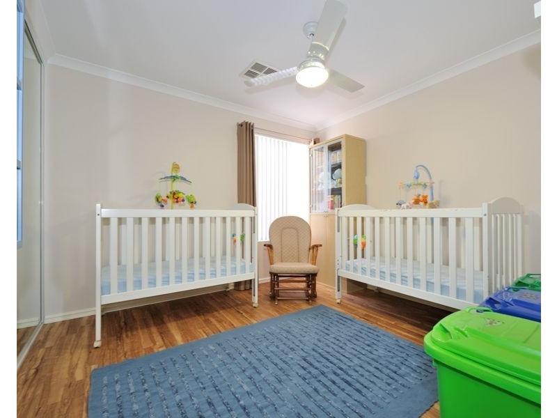 25 Selkirk Drive, Kinross WA 6028