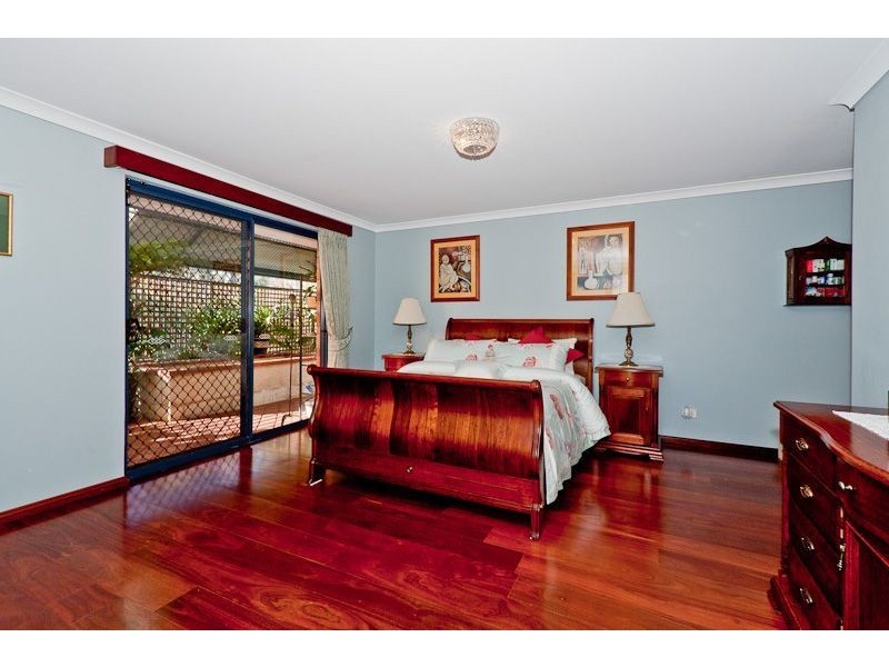 10 Leschenaultia Drive, Chittering WA 6084