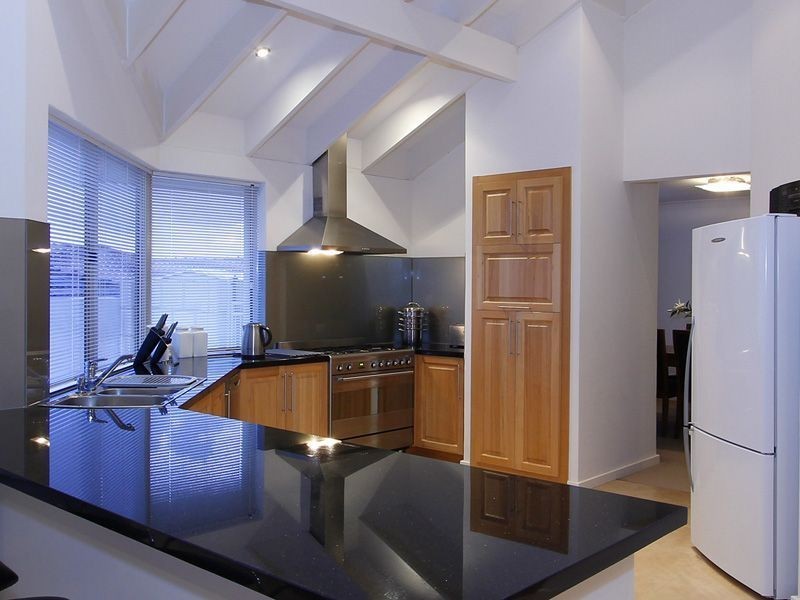 80 Southern Cross Circle, Ocean Reef WA 6027