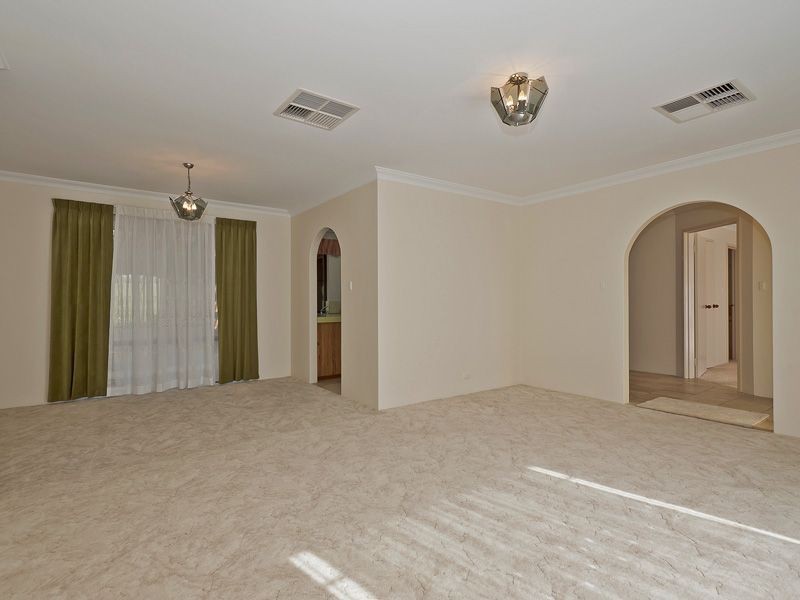 37 Amy Loop, Craigie WA 6025