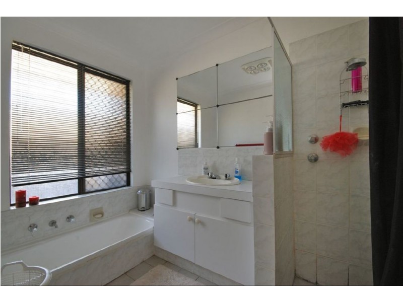 84 Caridean Street, Heathridge WA 6027