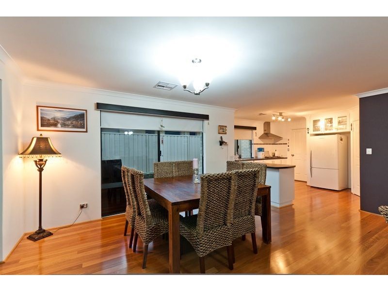 5 Nobel View, Tapping WA 6065