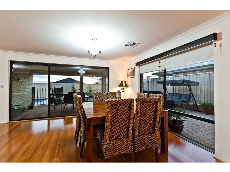 5 Nobel View, Tapping WA 6065