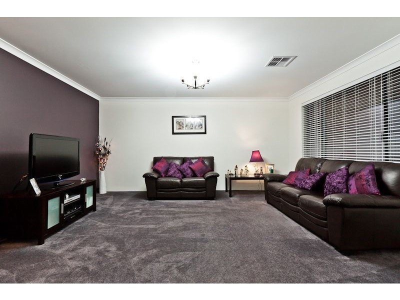 5 Nobel View, Tapping WA 6065