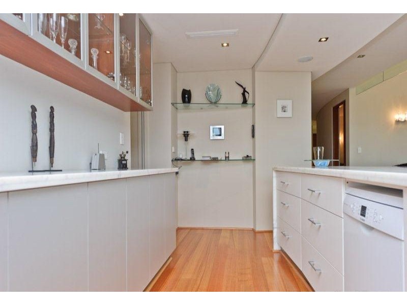 12 Tahiti Lane, Hillarys WA 6025