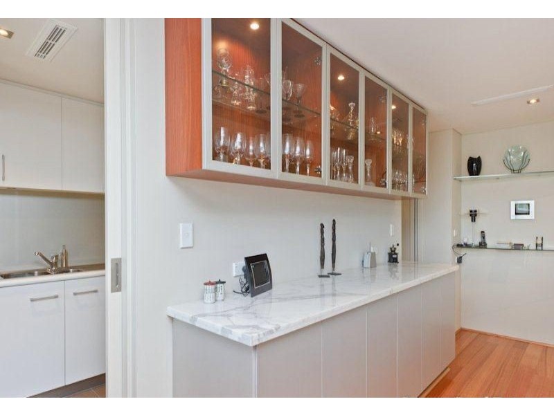 12 Tahiti Lane, Hillarys WA 6025