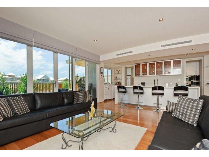 12 Tahiti Lane, Hillarys WA 6025