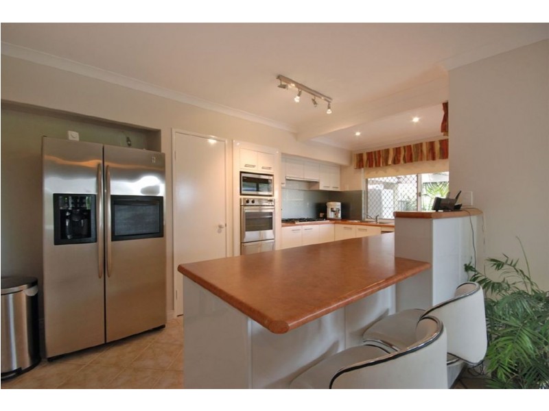 4 Monclair Pass, Currambine WA 6028