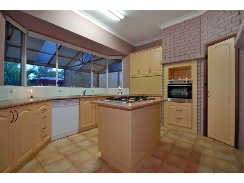 27 Pioneer Drive, Edgewater WA 6027