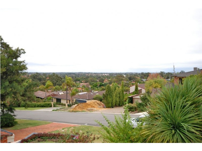 19 Basalt Place, Carine WA 6020