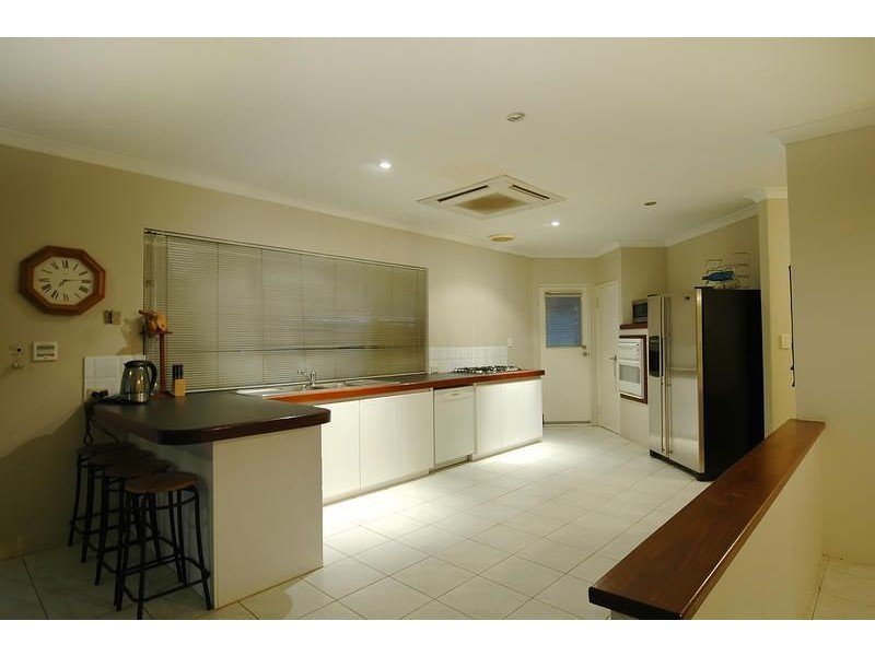 14 Wandana Grove, Currambine WA 6028