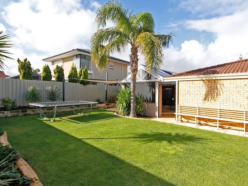 12 Seapeak Road, Ocean Reef WA 6027