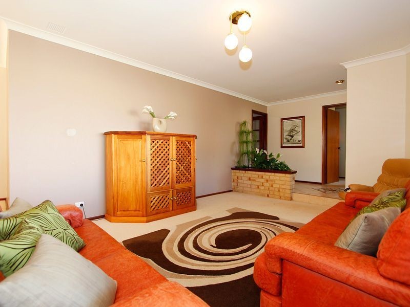 12 Seapeak Road, Ocean Reef WA 6027