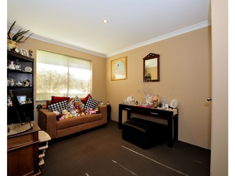 30 Guron Road, Duncraig WA 6023