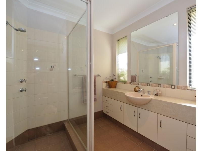 30 Guron Road, Duncraig WA 6023