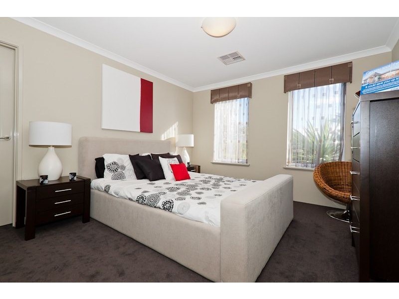 19 Jindalee Boulevard, Jindalee WA 6036