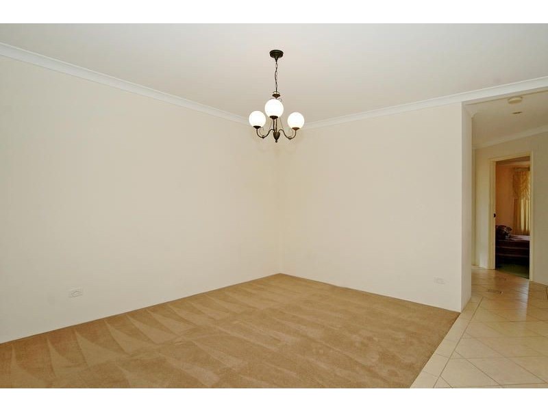 25 Merrang Circuit, Carramar WA 6031