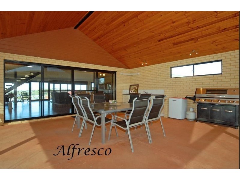 18 Cairn Crescent, Gingin WA 6503