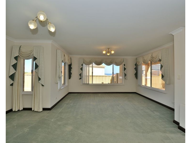 4 Astra Court, Ocean Reef WA 6027