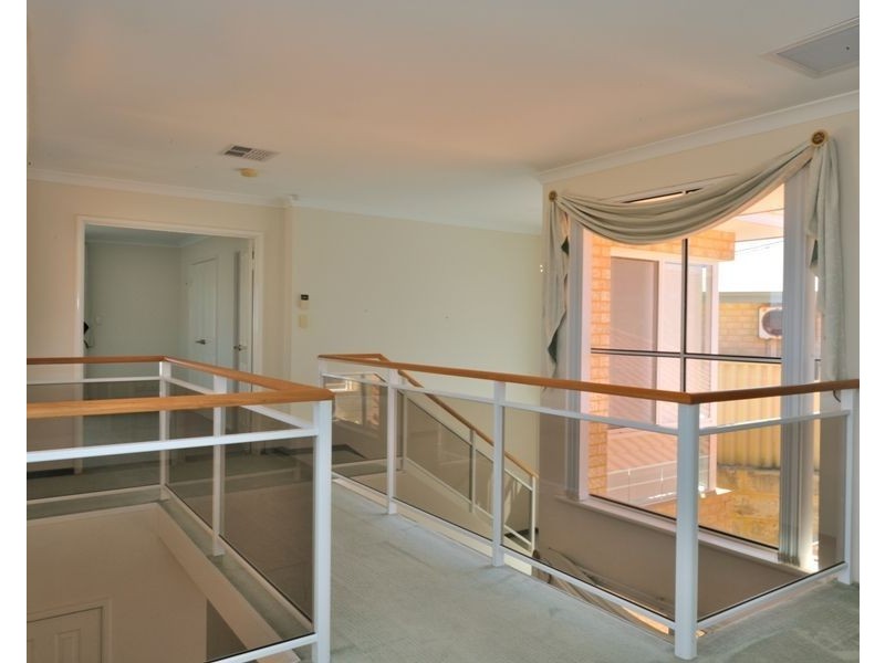 4 Astra Court, Ocean Reef WA 6027