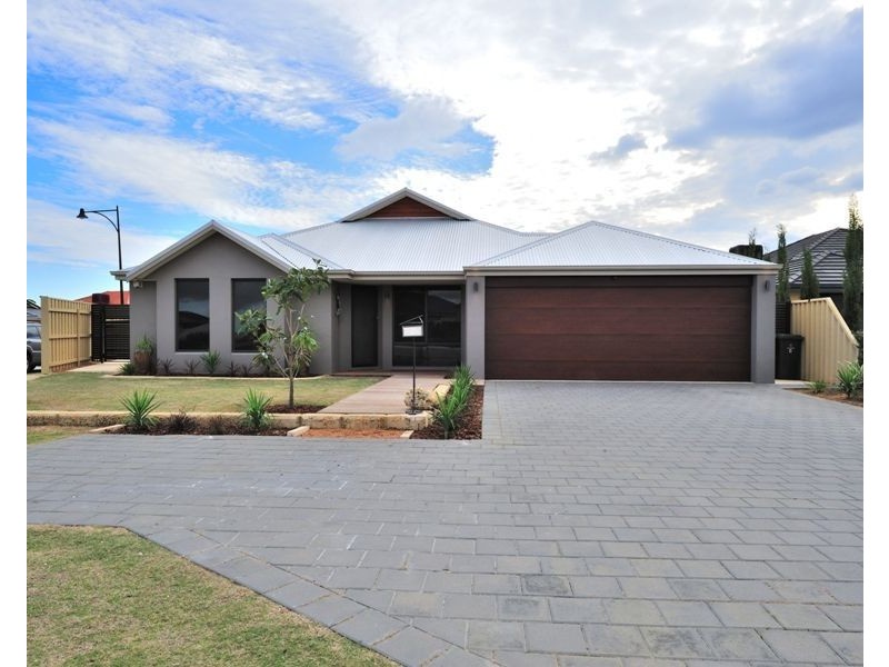 8 Brailsford Way, Butler WA 6036