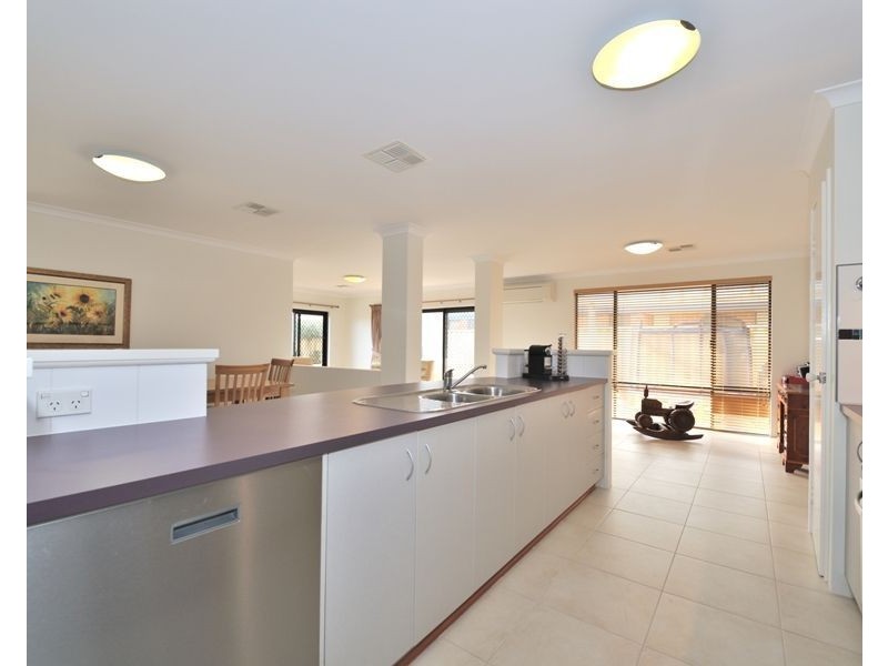 8 Brailsford Way, Butler WA 6036