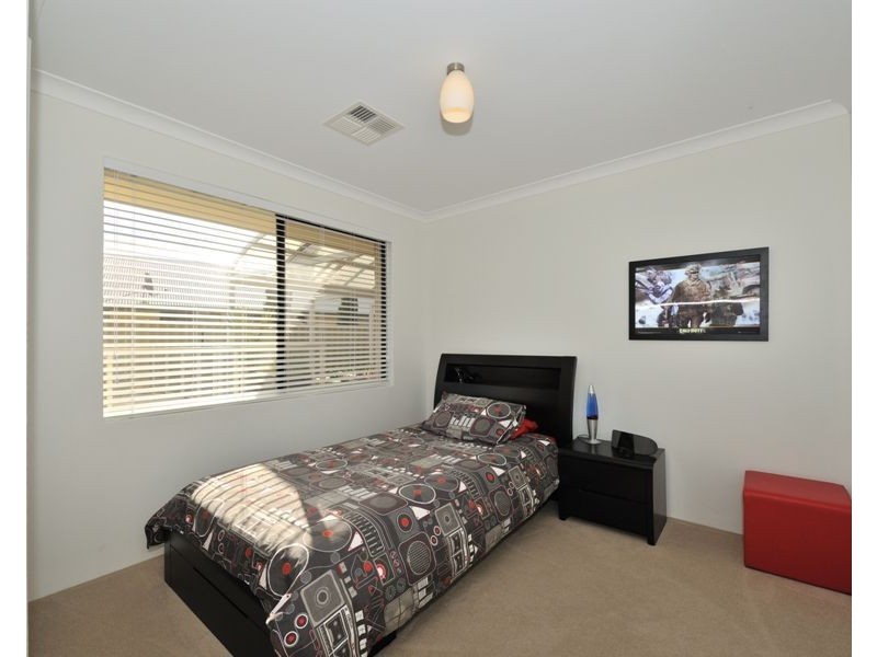 8 Brailsford Way, Butler WA 6036