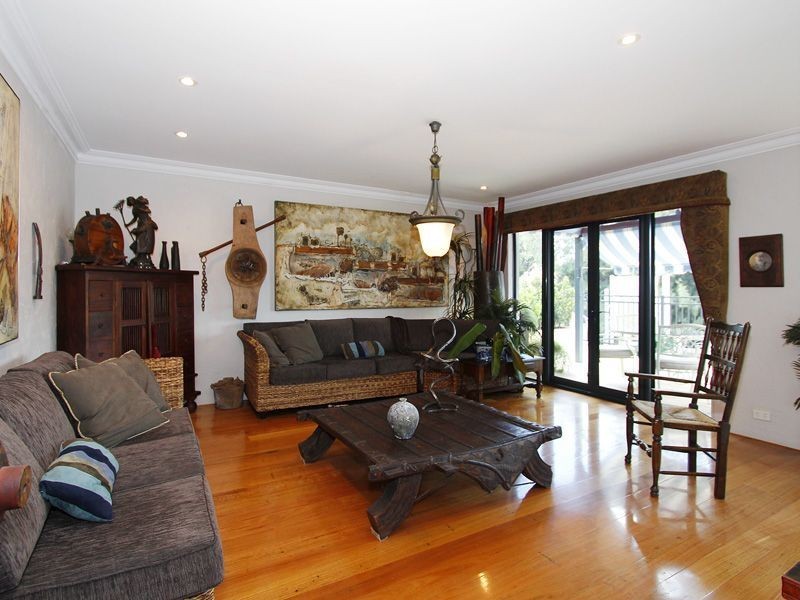 26 Moonflight Crescent, Iluka WA 6028