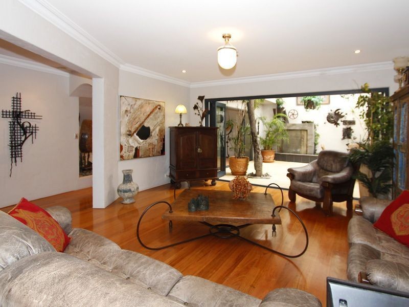 26 Moonflight Crescent, Iluka WA 6028