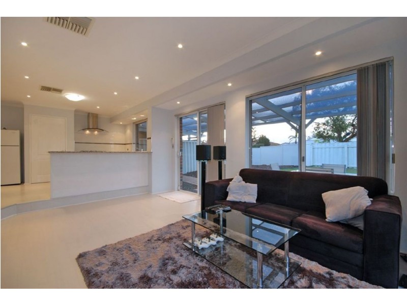 20 Highlander Place, Currambine WA 6028