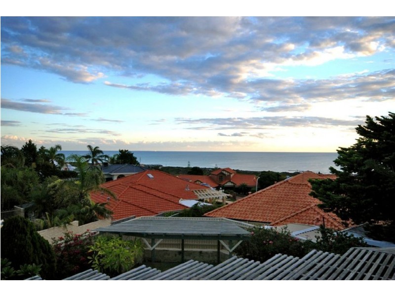 7 Puritan Close, Ocean Reef WA 6027