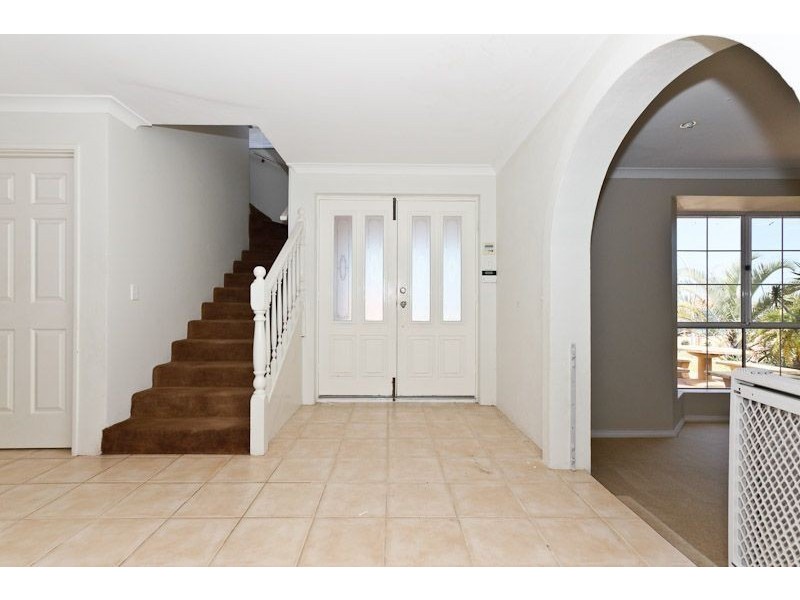 6 Imperial Court, Ocean Reef WA 6027