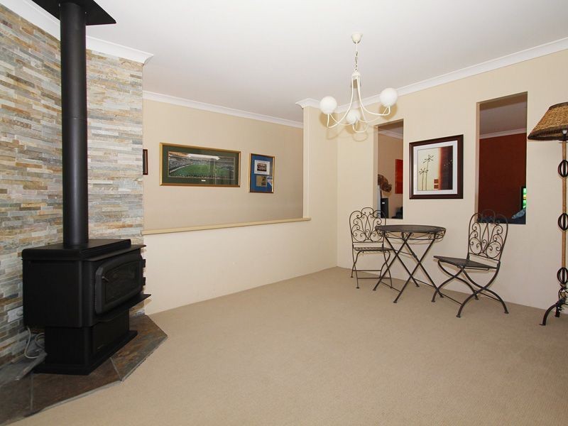 7 Barossa Heights, Ocean Reef WA 6027