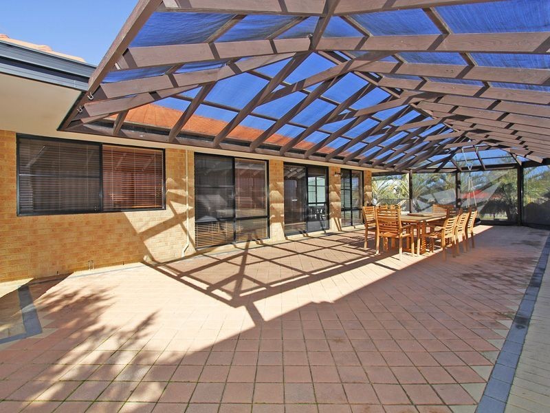 7 Barossa Heights, Ocean Reef WA 6027