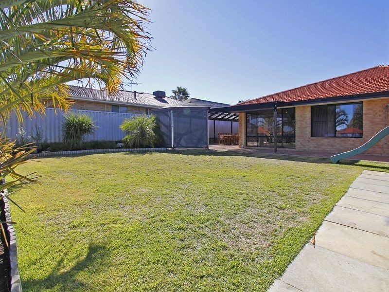 7 Barossa Heights, Ocean Reef WA 6027