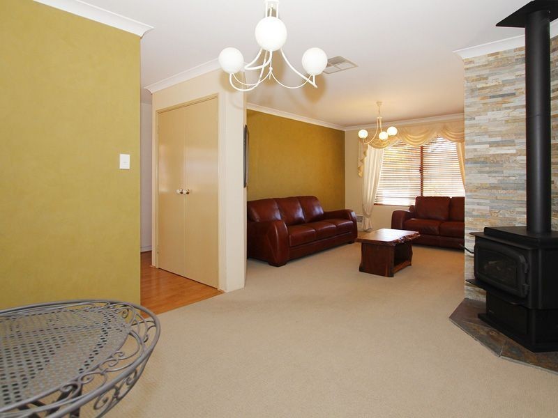 7 Barossa Heights, Ocean Reef WA 6027