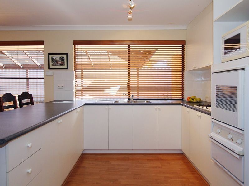 7 Barossa Heights, Ocean Reef WA 6027