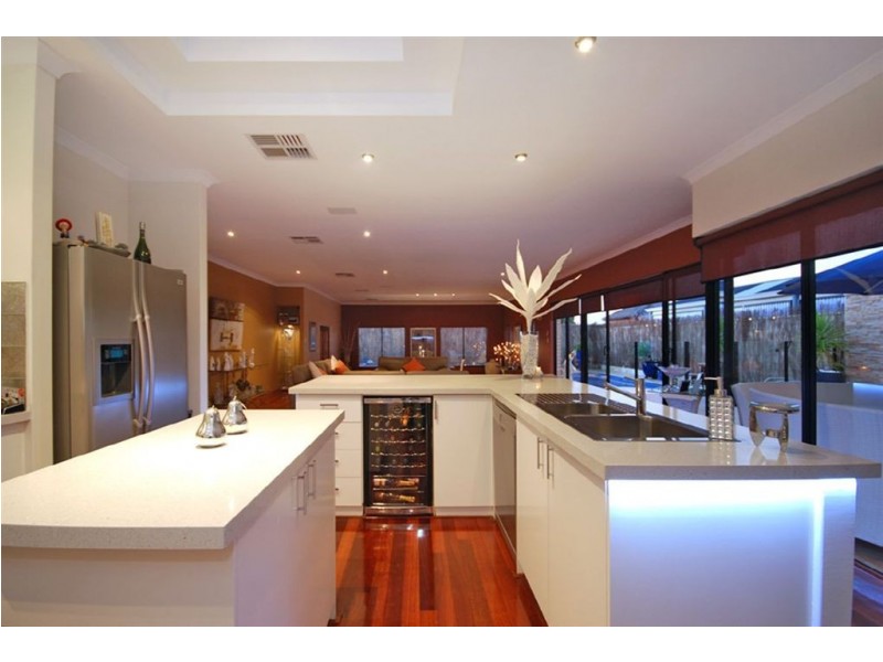 11 Marriot Turn, Currambine WA 6028