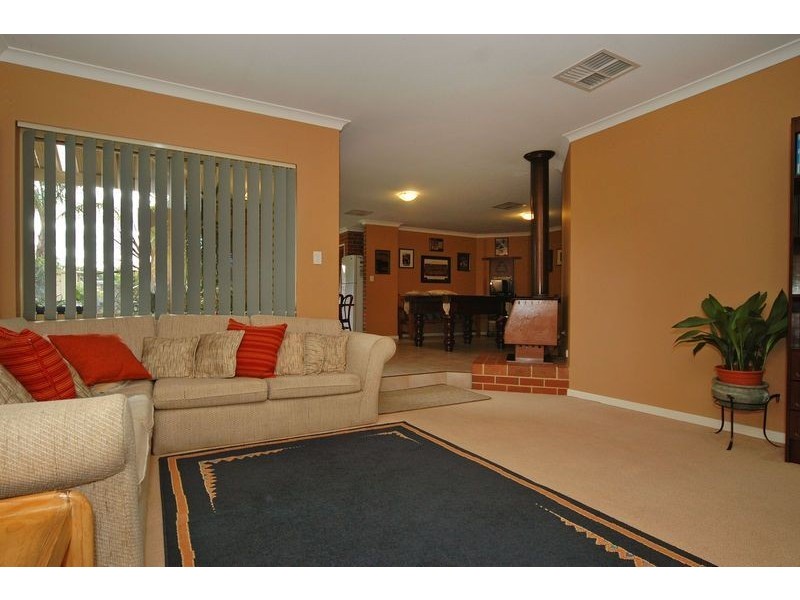 15 Ontario Crescent, Joondalup WA 6027