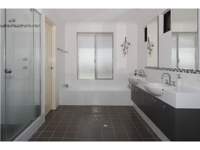62 Texon Ridge, Lower Chittering WA 6084