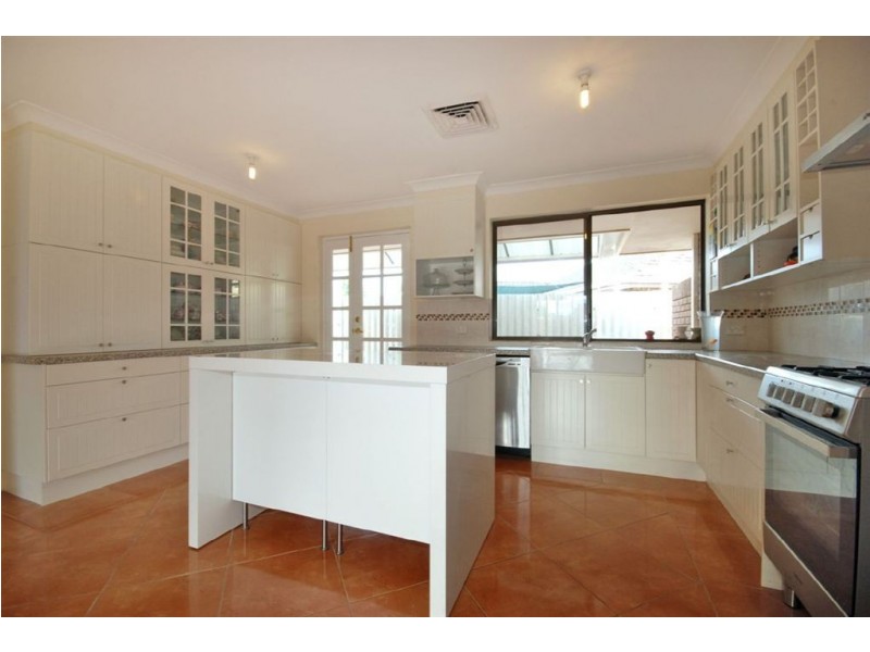 7 Montreal Street, Craigie WA 6025