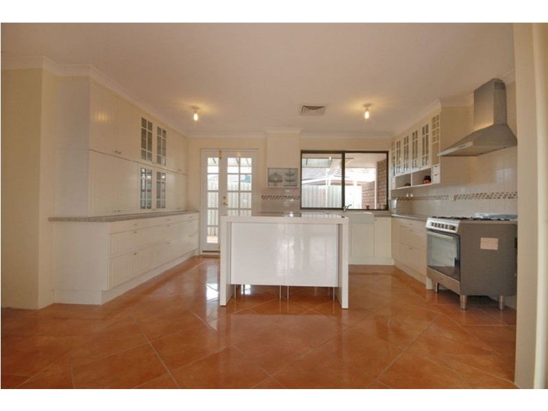 7 Montreal Street, Craigie WA 6025