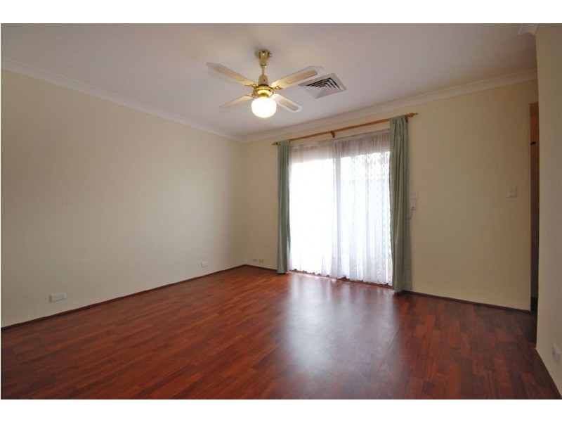 7 Montreal Street, Craigie WA 6025