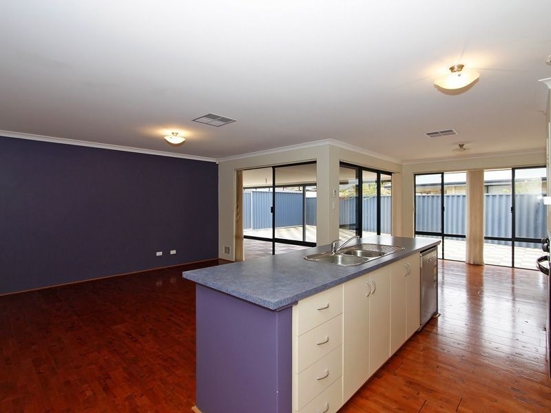 139 St Stephens Crescent, Tapping WA 6065