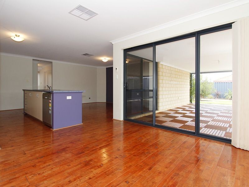 139 St Stephens Crescent, Tapping WA 6065