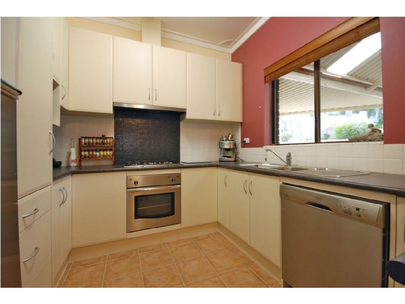 35 Fenellia Crescent, Craigie WA 6025