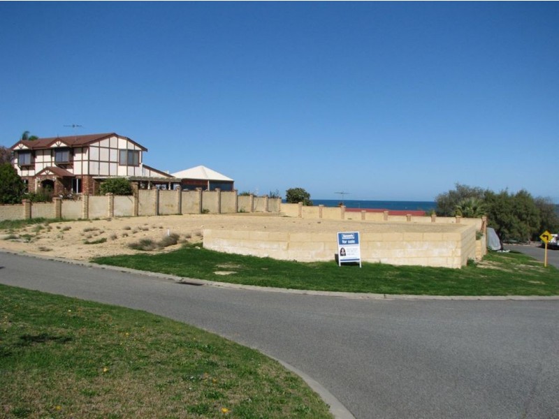 2 Courageous Place, Ocean Reef WA 6027