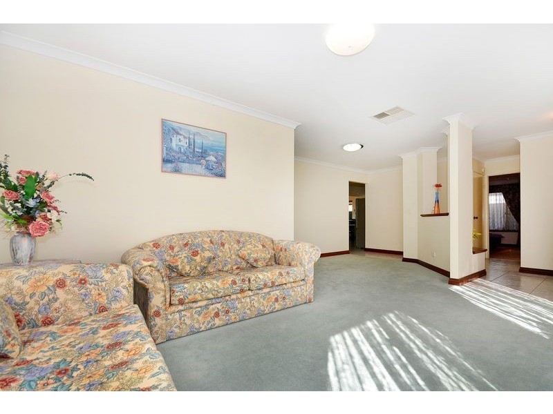 14 Penlea Glade, Kiara WA 6054