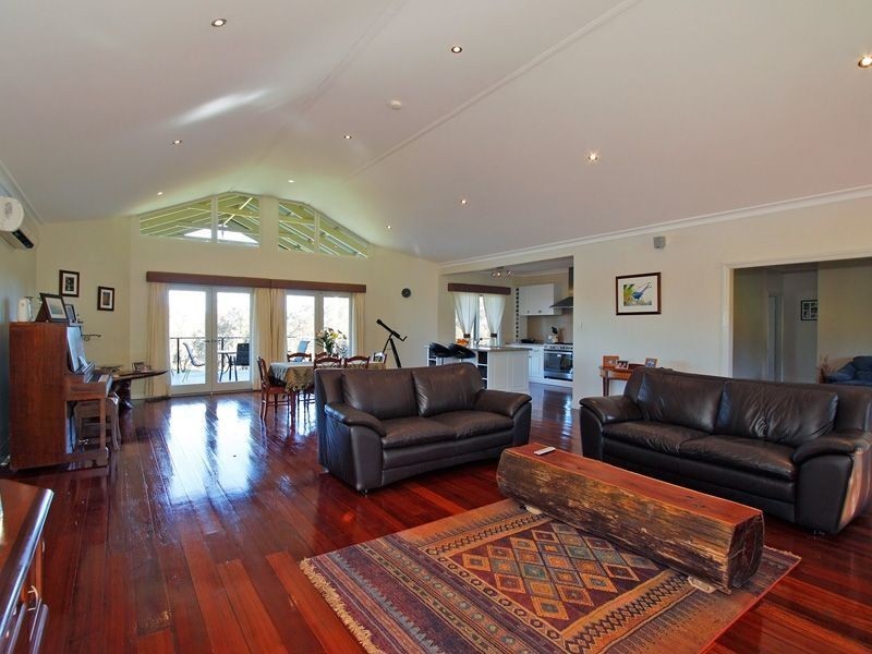 251 Maine-Anjou Drive, Lower Chittering WA 6084